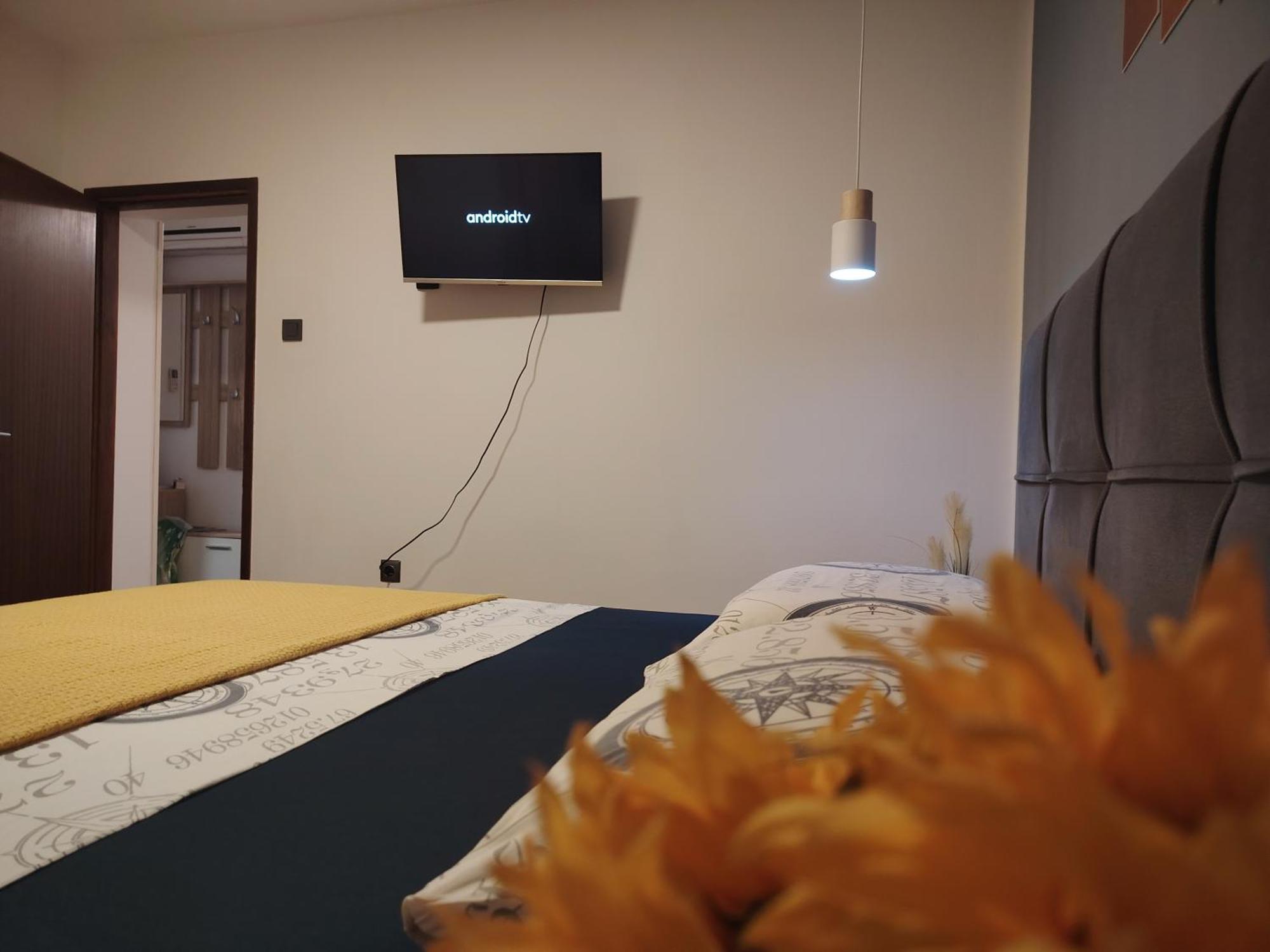 Apartman Hric -50M Od Plaze- 말리로시니 외부 사진